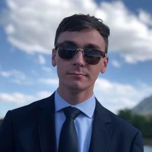 Meet your Posher, Logan